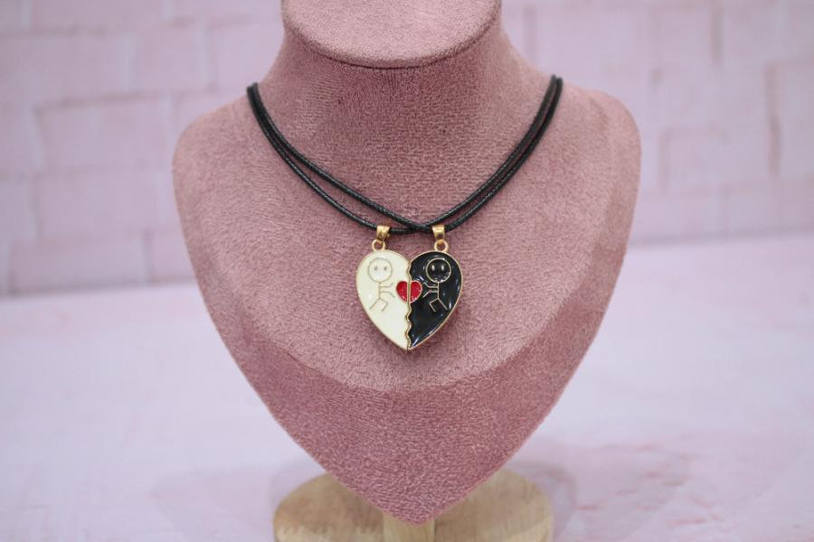 COLLAR PAREJAS BISUTERIA