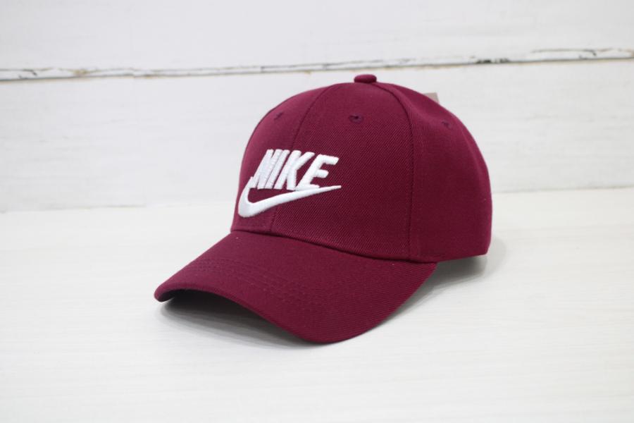 GORRA NIK3 BORDADA 7696