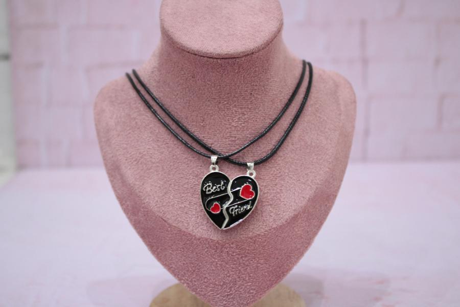 COLLAR PAREJAS BISUTERIA